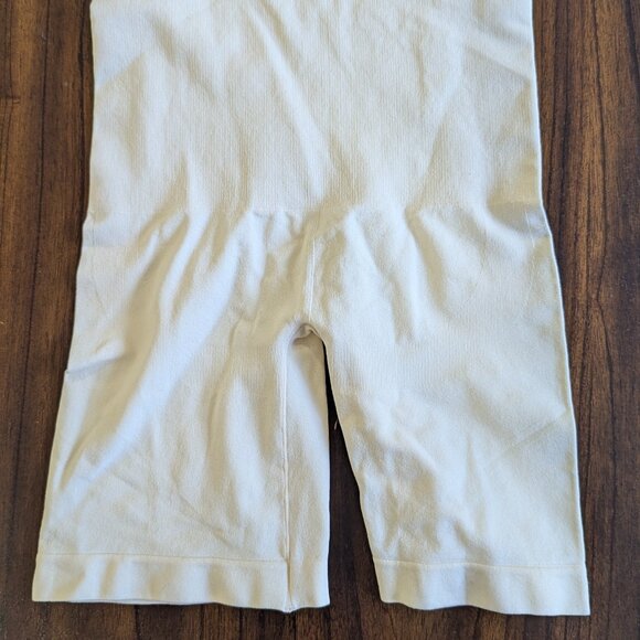 NWT Shapermint Essentials Cream (Sand) High Waisted Shaper Short. Size XL/2XL - Picture 2 of 6